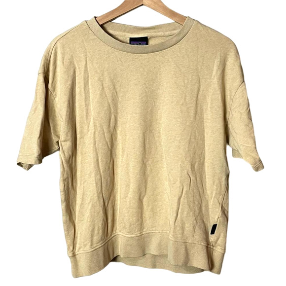 Patagonia Tops - Patagonia Oversized Organic Cotton Sweatshirt Tee Shirt in Tan SZ XS